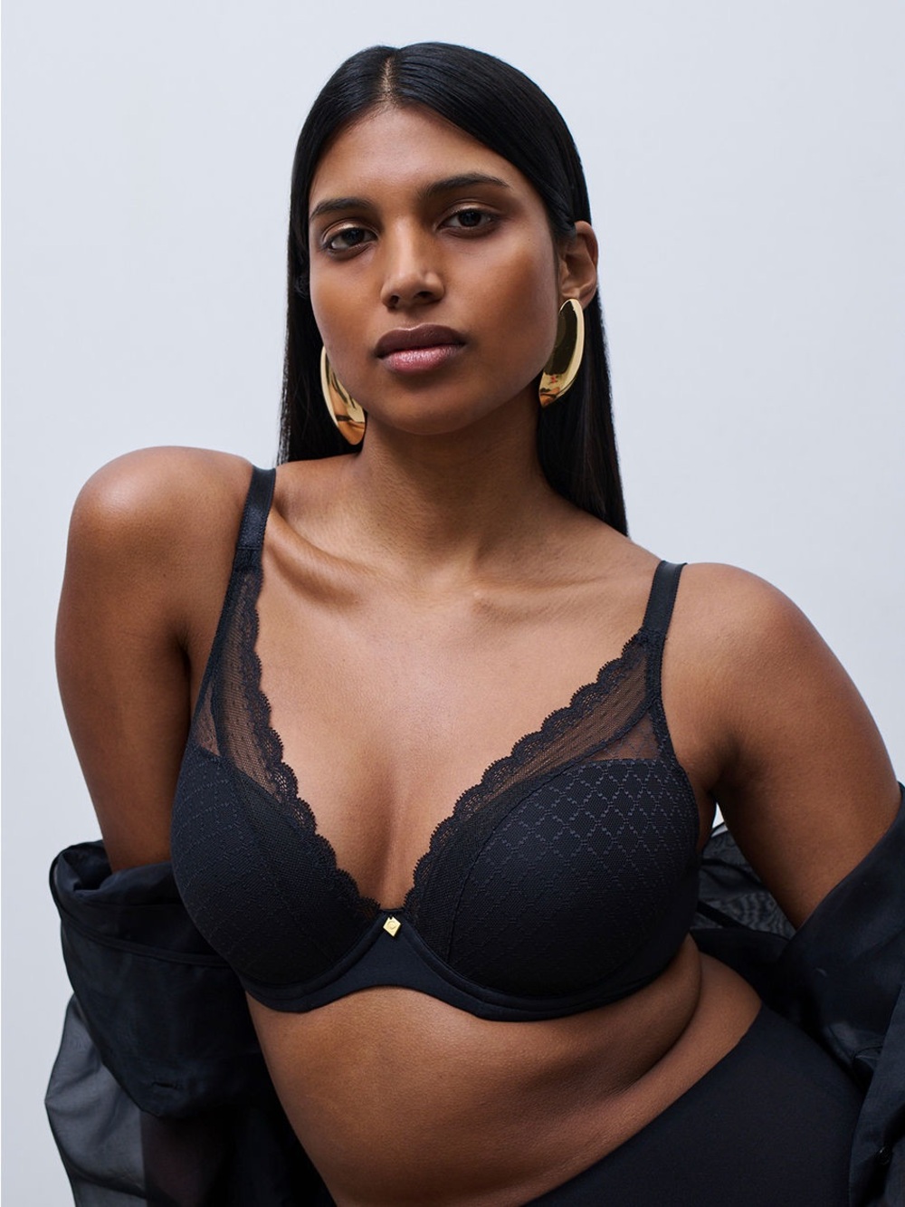 Norah Chic Plunge Convertible T-Shirt Bra - Black